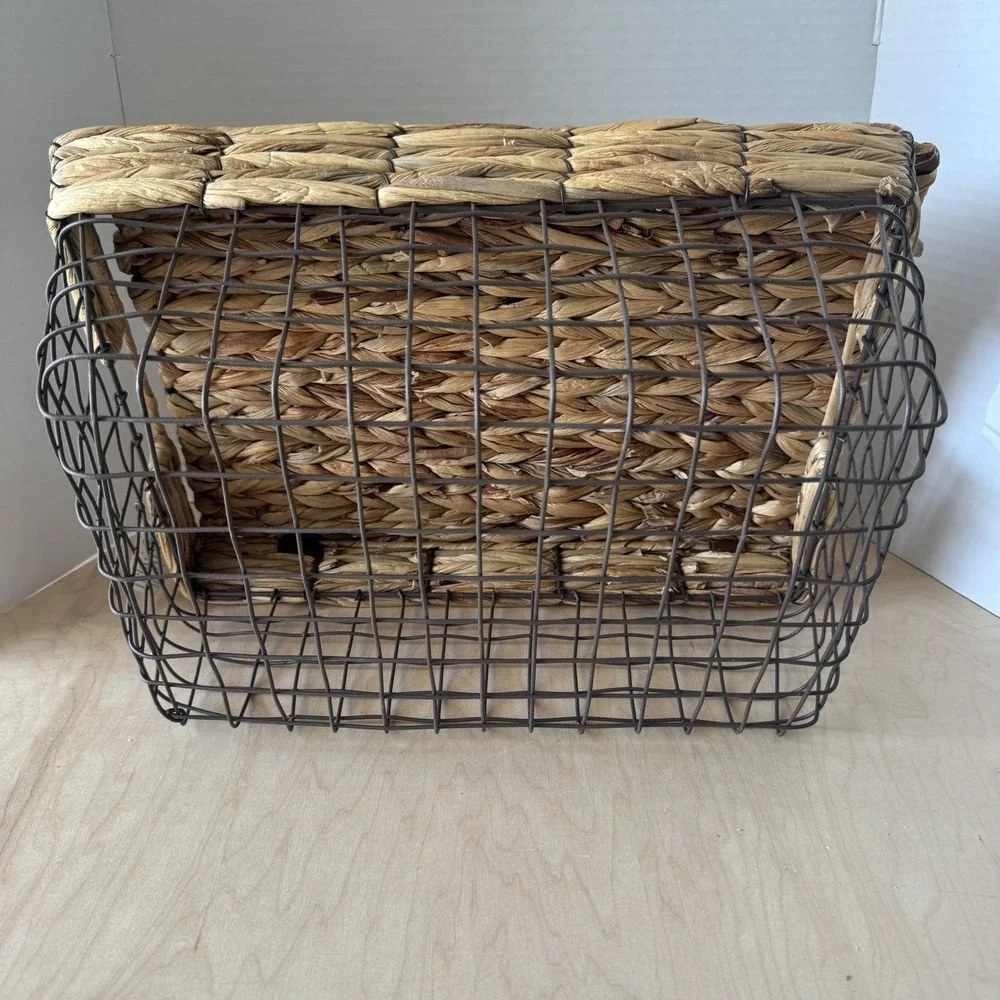 Harry & David Wicker and Wire Basket Removable Hinged Lid 17” x 12” x 9” New